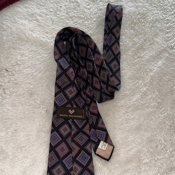 Mario Valentino Elegant Black and Brown Diamond Tie - Picture 1 of 4